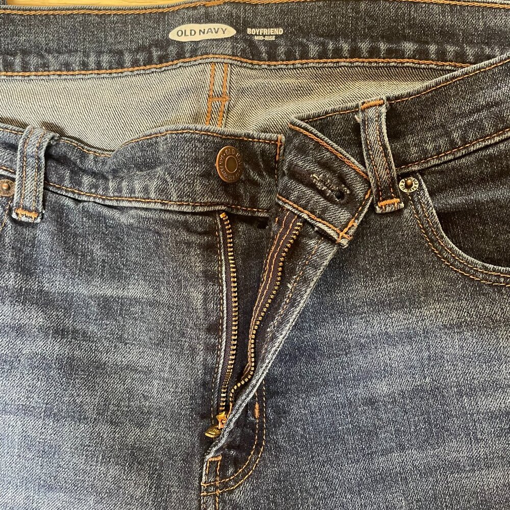 Old Navy Boyfriend Jeans (size 10) - Picture 3 of 3